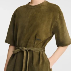 Robe longue en cuir